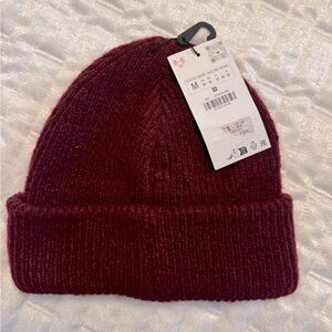 Zara maroon beanie